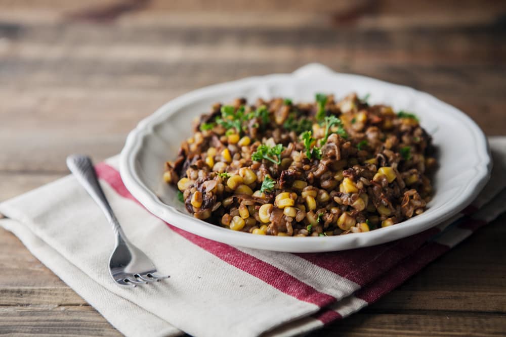 Sun Dried Tomato and Sweet Corn Farro Risotto- Sweet Corn Recipes | http://todays-picks.store