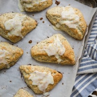 Lemon Poppy Seed Scones | @naturallyella