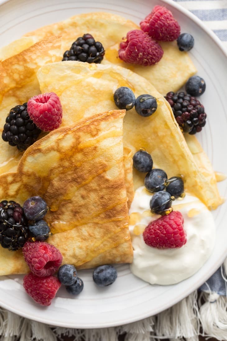 Einkorn Crepes with Fresh Berries | http://todays-picks.store