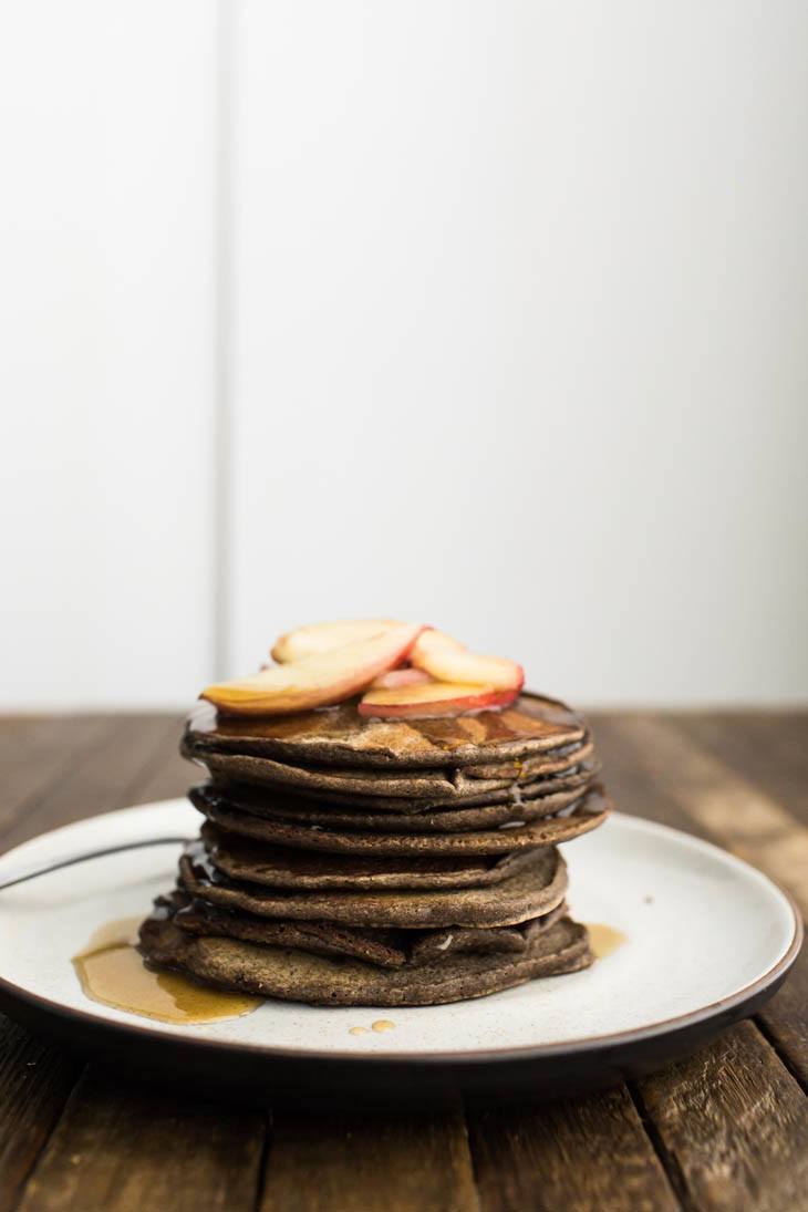 Gluten-Free Buttermilk Buckwheat Pancakes | http://todays-picks.store