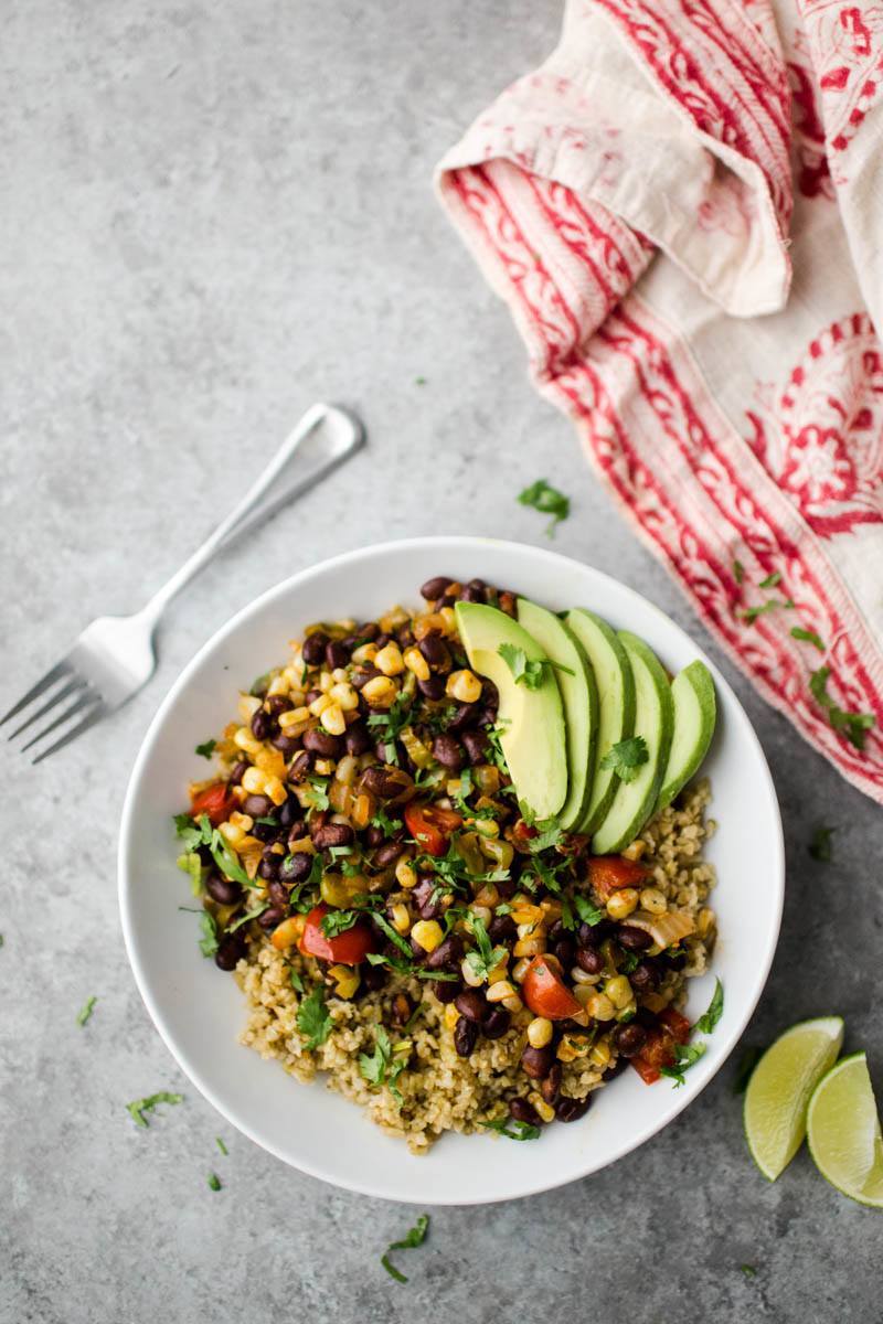 Black Bean Bowl with Freekah | http://todays-picks.store