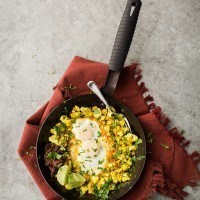 Turmeric Cauliflower Egg Skillet | http://todays-picks.store