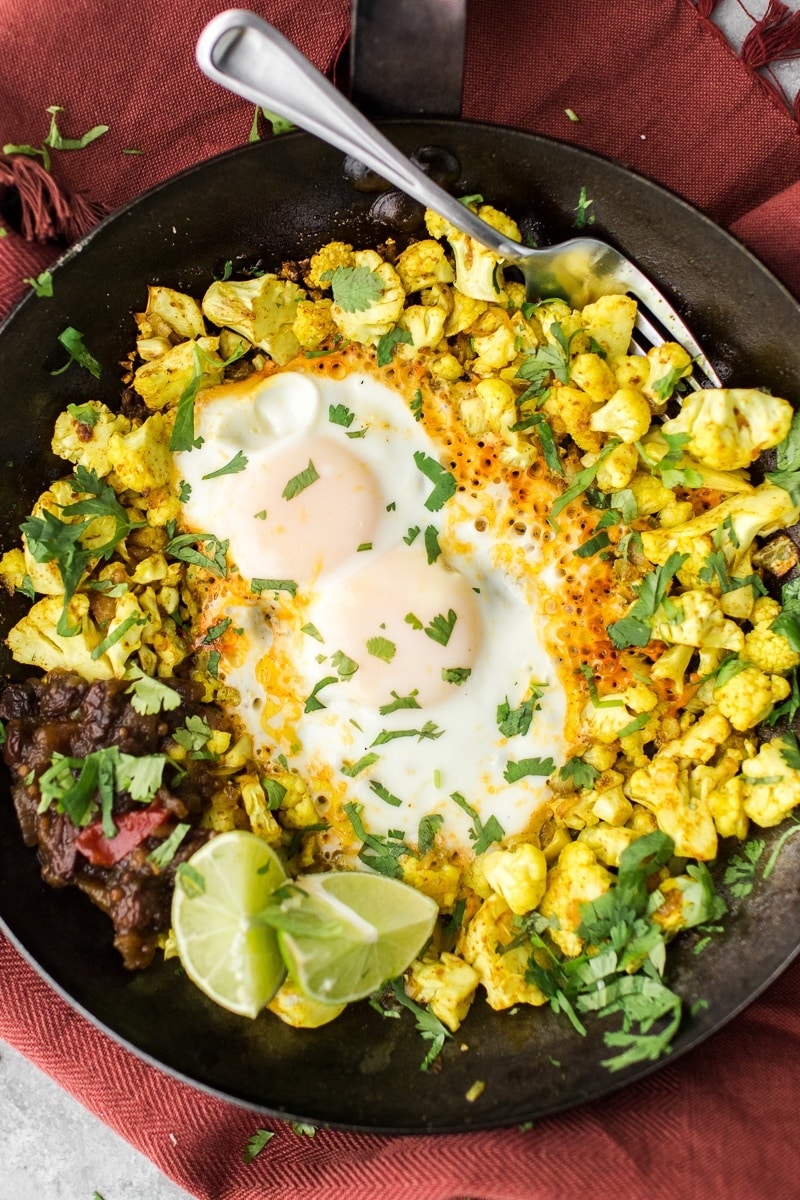 Turmeric Cauliflower Egg Skillet with Apple Chutney | http://todays-picks.store