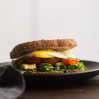 Halloumi Breakfast Sandwich | @naturallyella