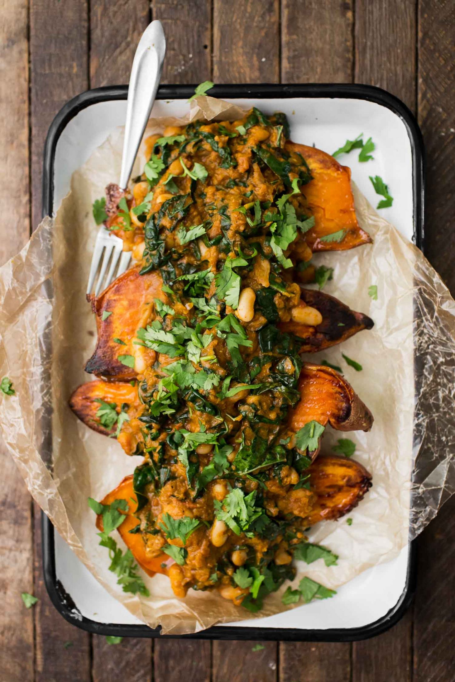 White Bean Masala Smothered Sweet Potatoes | http://todays-picks.store