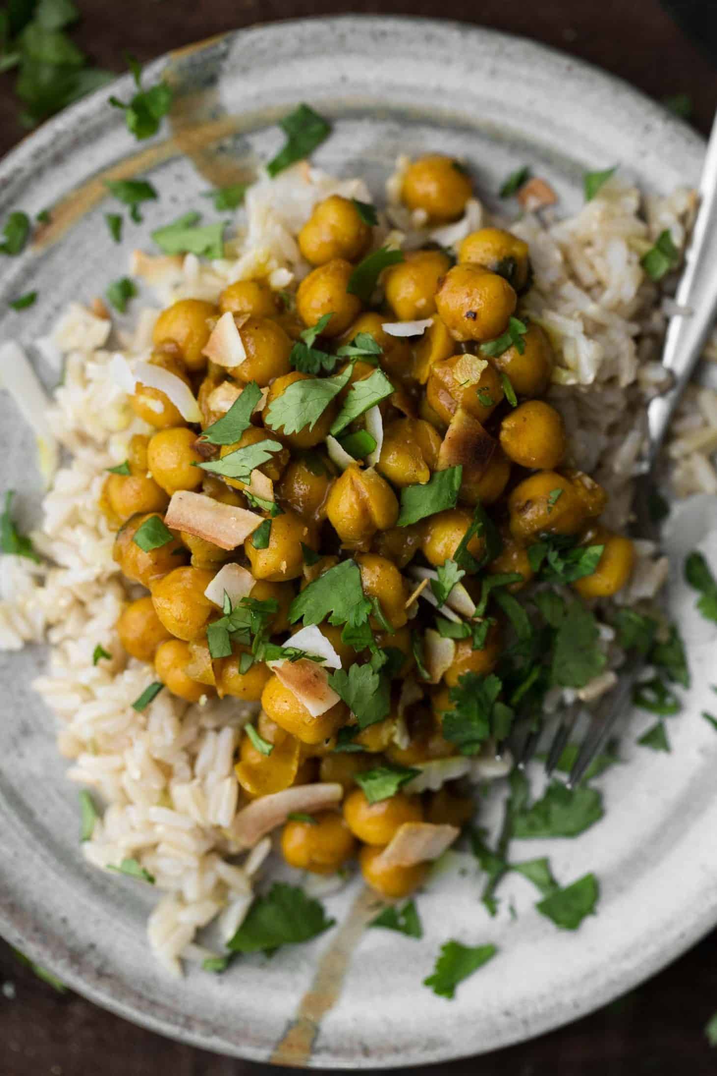 Turmeric Chickpeas with Garlic and Coconut | Naturally Ella