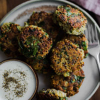Spinach Quinoa Cakes with Garlicky Yogurt | Naturally Ella