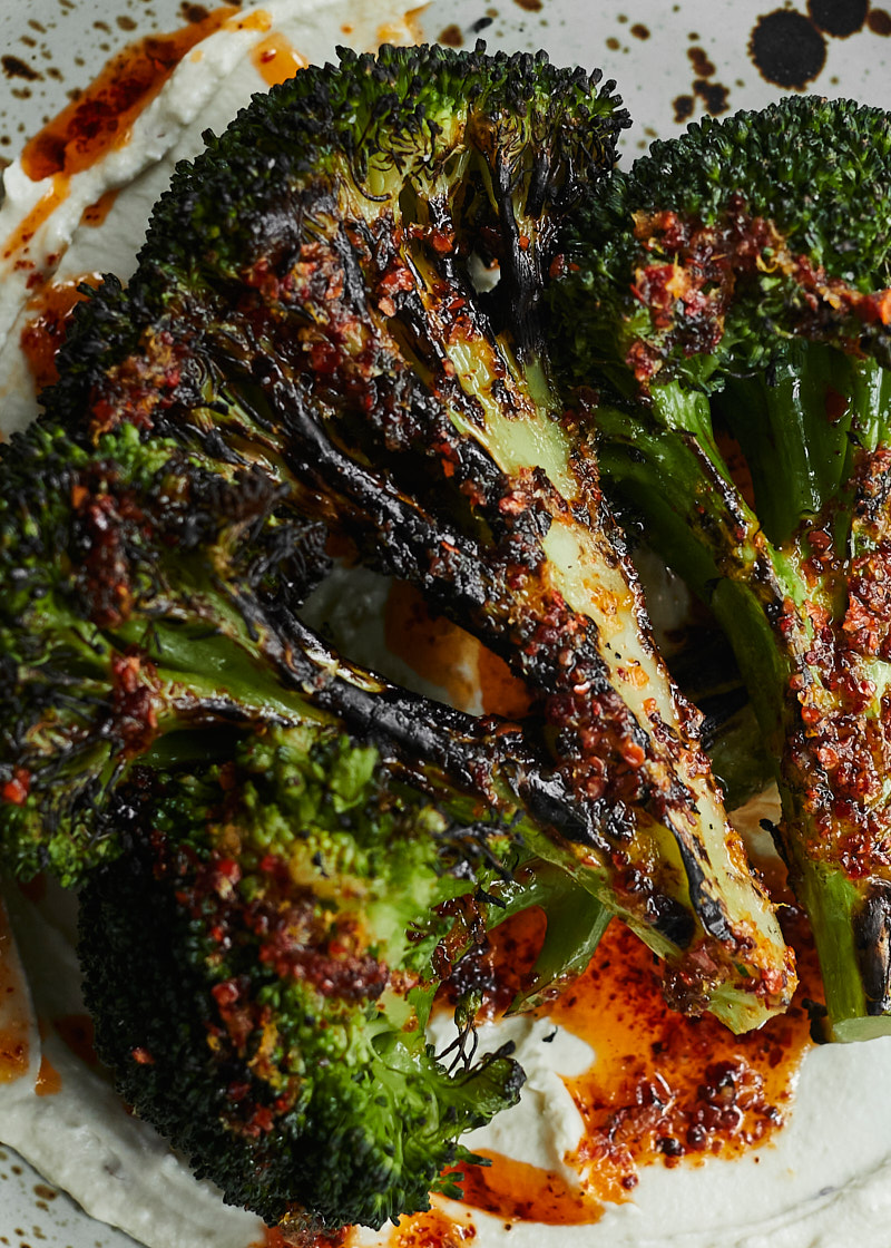 Thick quarters of broccoli for a guide to grilling vegetables.